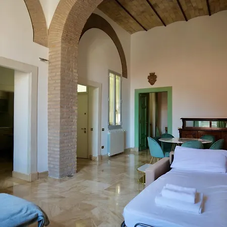 Fororomano Luxury شقة